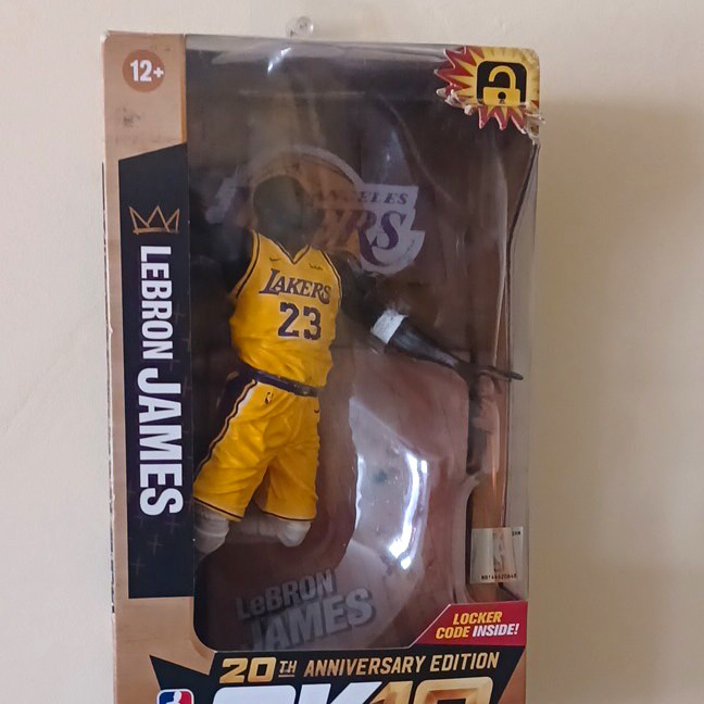 McFarlane Toys NBA 2K19 LeBron James Figure 20th Anniversary Box Little Rough McFarlane Toys NBA 2K19 LeBron James Figure 20th Anniversary Box Little Rough