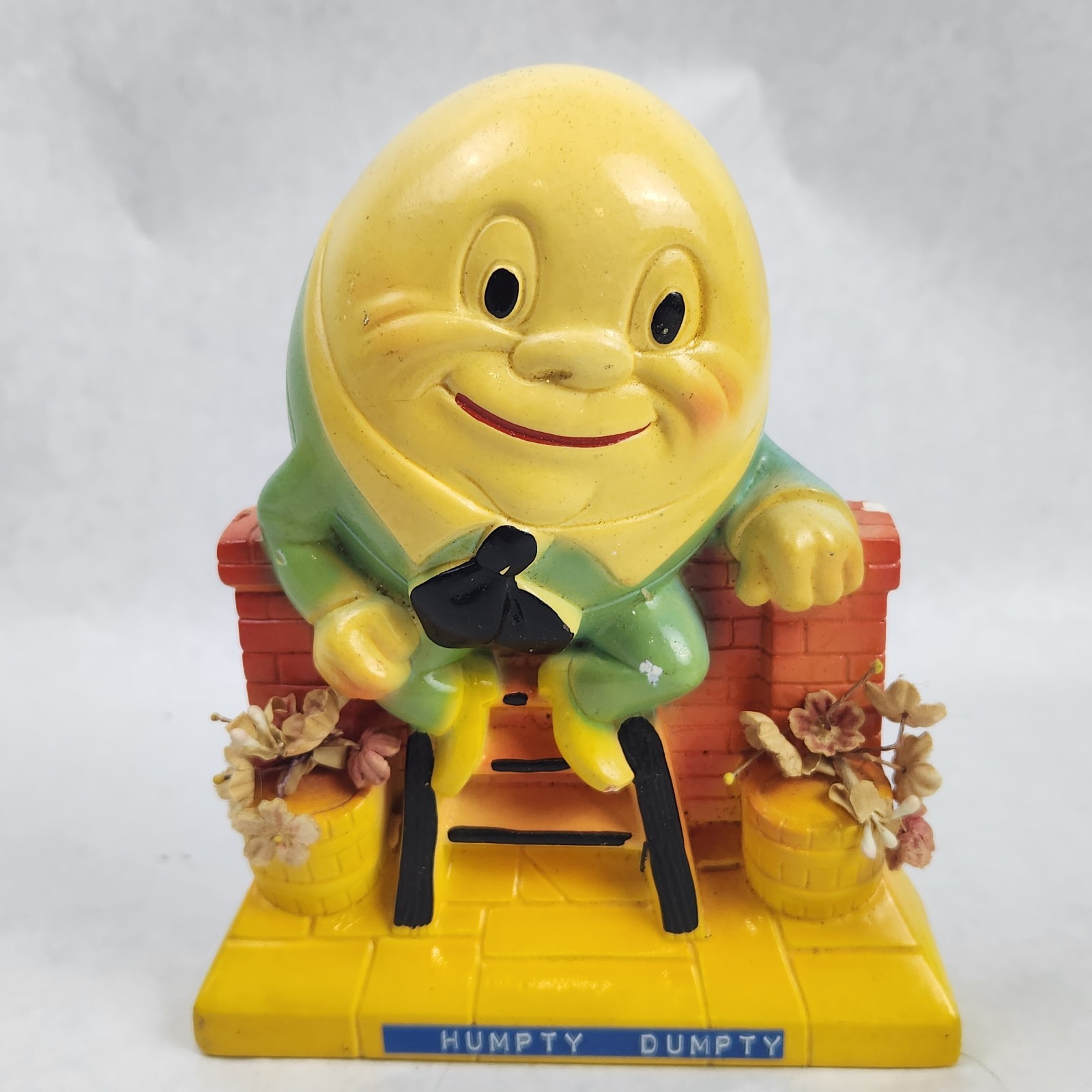 Vtg 1965 Miller Studio Humpty Dumpty Chalkware Wall Hanging Plaque Decor