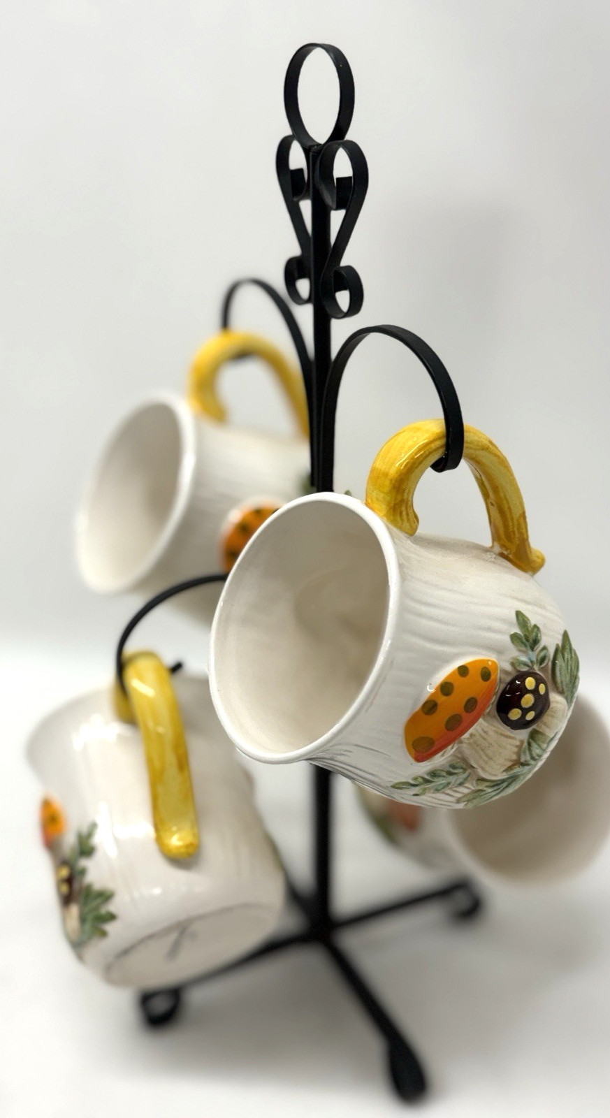 Vintage Merry Mushroom Sears Coffee Tea Mugs Cups Set Of 4 Japan W/ Metal Rack