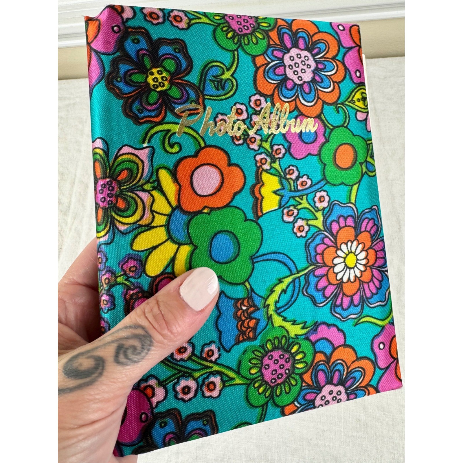 Vintage 60s Psychedelic Flower Power Fabric Photo Album Photos Insta Ancestors Vintage 60s Psychedelic Flower Power Fabric Photo Album Photos Insta Ancestors