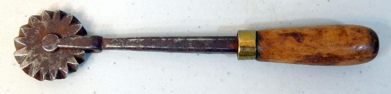 Antique 19th Century Blacksmith Forged Jagger Pie Crimper Pastry Cutter Antique 19th Century Blacksmith Forged Jagger Pie Crimper Pastry Cutter
