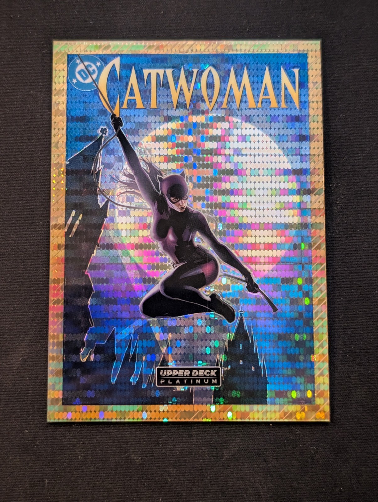 2026 Upper Deck DC Platinum Catwoman Cover Variant Seismic Gold 8/10 2026 Upper Deck DC Platinum Catwoman Cover Variant Seismic Gold 8/10