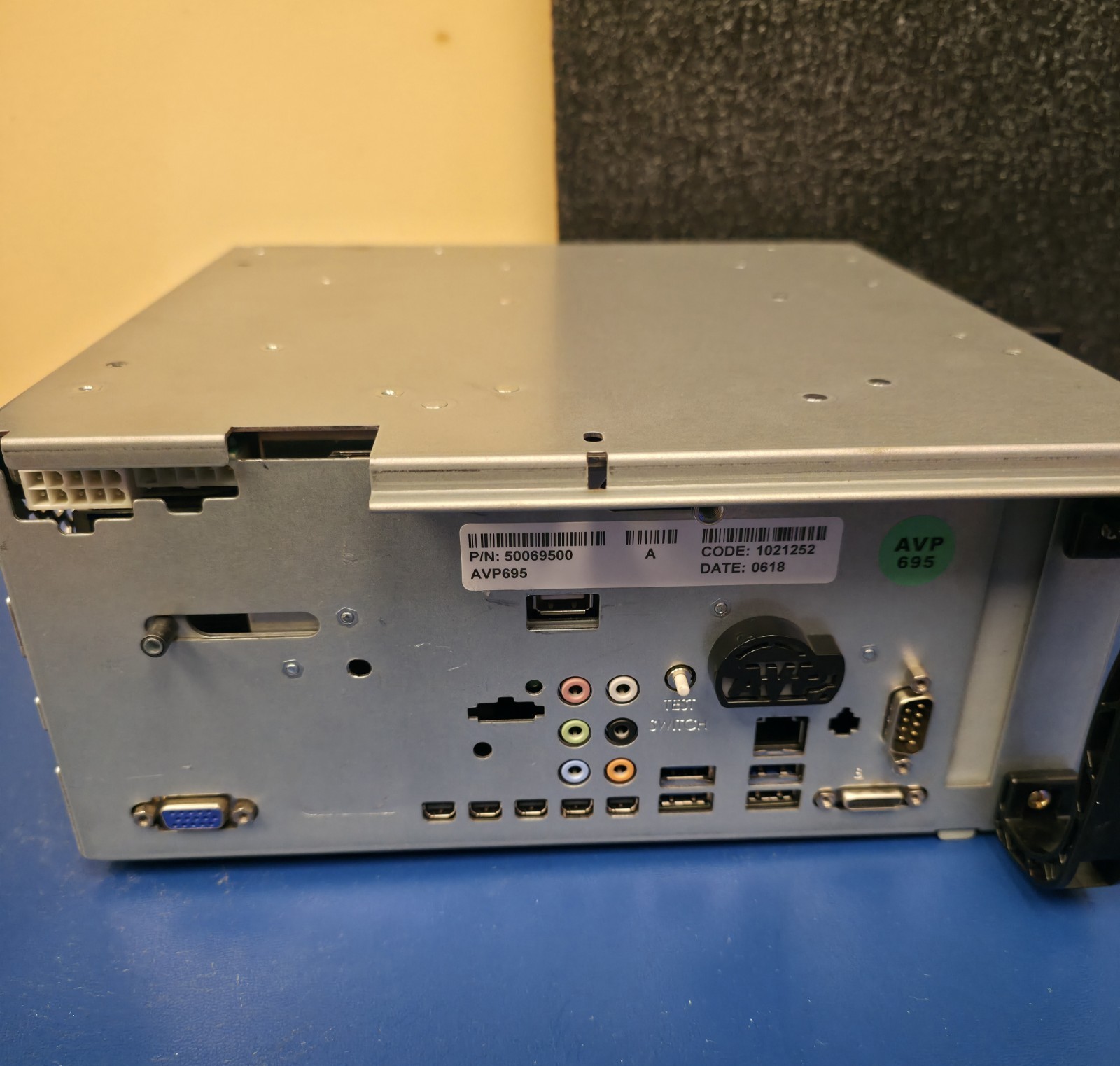 IGT AVP695  Brain Box CPU #50069500I GT Cristal Core Slot Machine Cpu Board