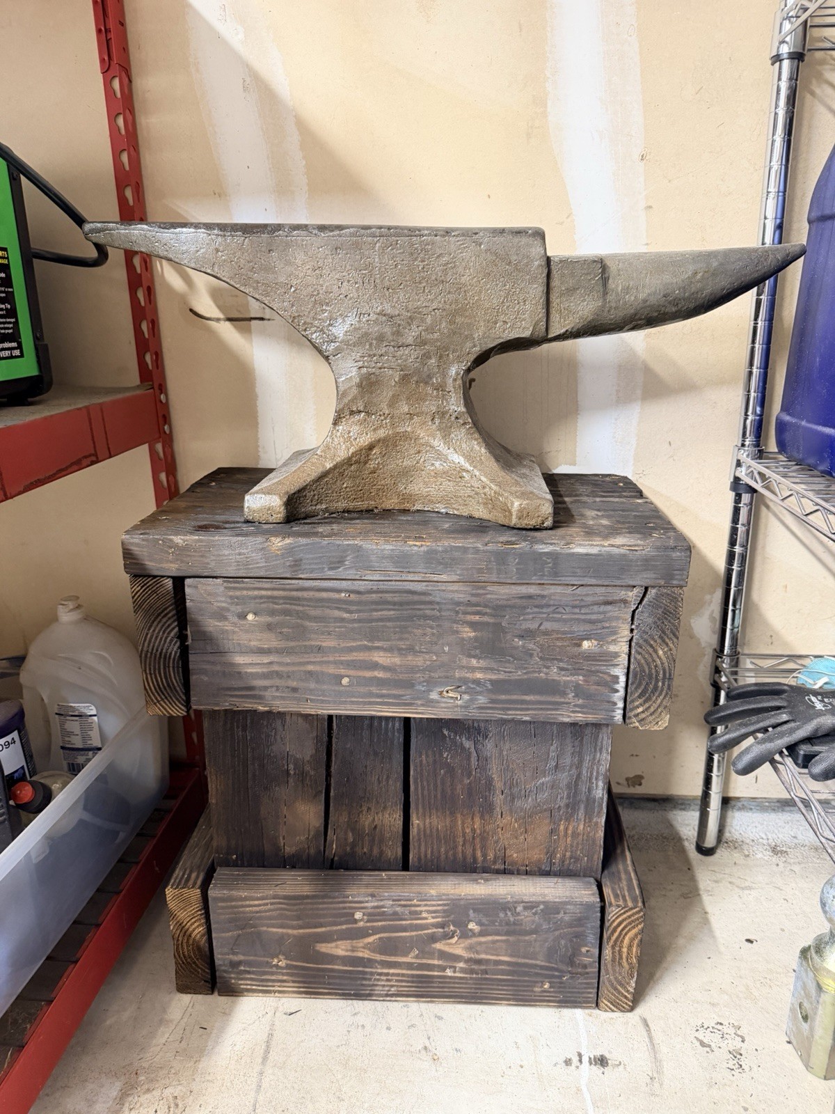 Antique 1917 Trenton Blacksmith Anvil 126.5 LB 90% Rebound Original Face USA Antique 1917 Trenton Blacksmith Anvil 126.5 LB 90% Rebound Original Face USA
