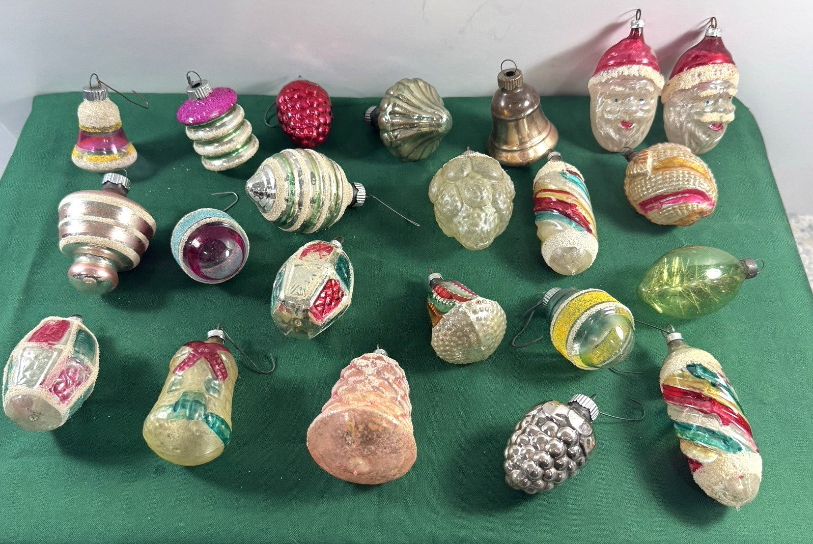 21 Vtg MCM LOT GLASS CHRISTMAS ORNAMENTS GLASS MICA GERMANY UFO 21 Vtg MCM LOT GLASS CHRISTMAS ORNAMENTS GLASS MICA GERMANY UFO