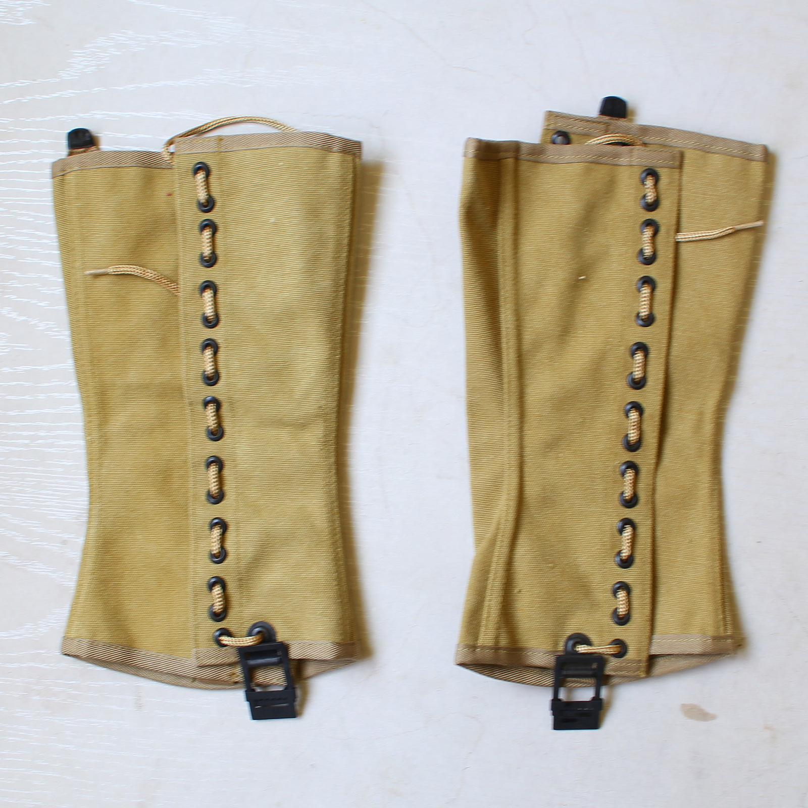 WW2 US ARMY M-1938 CANVAS GAITERS WRAPPINGS LEGGINGS WWII MILITARY WW2 US ARMY M-1938 CANVAS GAITERS WRAPPINGS LEGGINGS WWII MILITARY