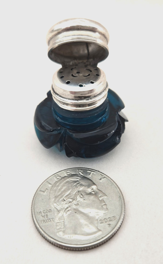 Antique Victorian Miniature Vinaigrette Blue/Green Cut Glass Silver 1870