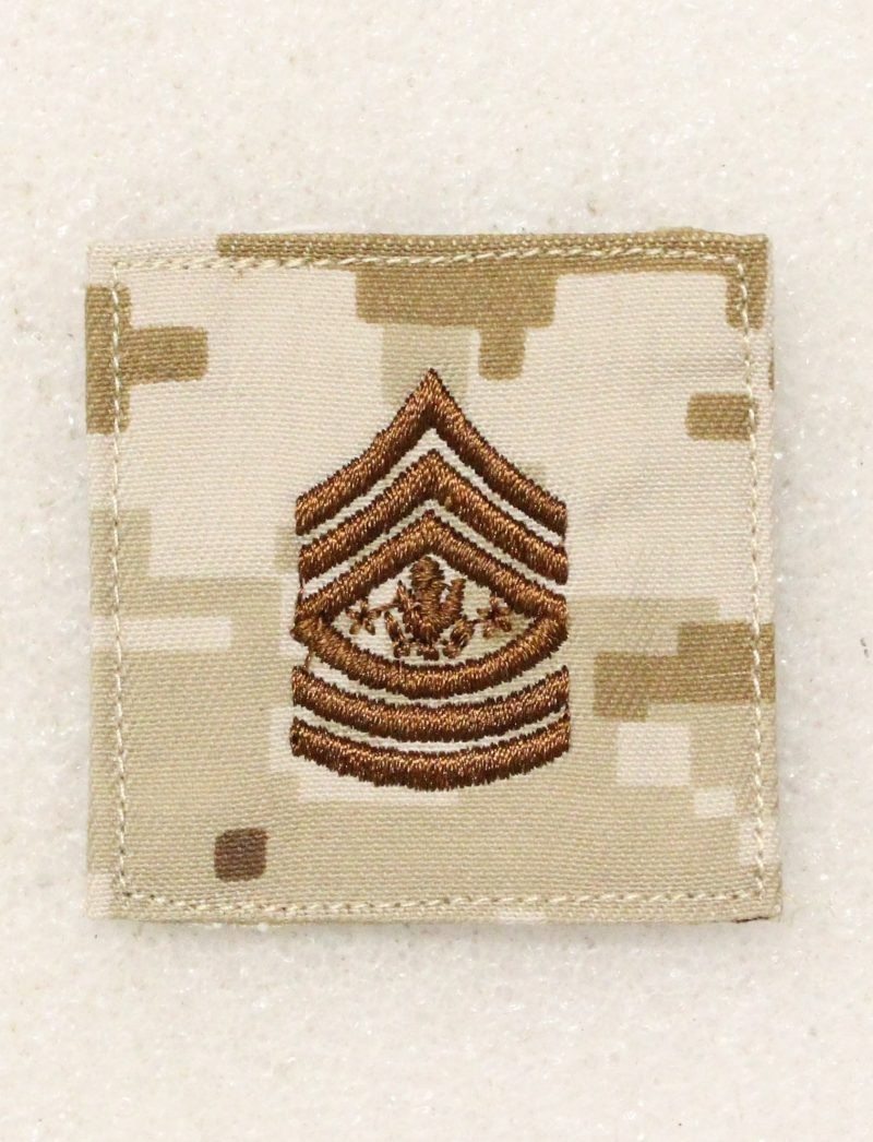 Cloth Military Rank 332 - Sergeant Major of the Army - single w/hook & loop back Cloth Military Rank 332 - Sergeant Major of the Army - single w/hook & loop back