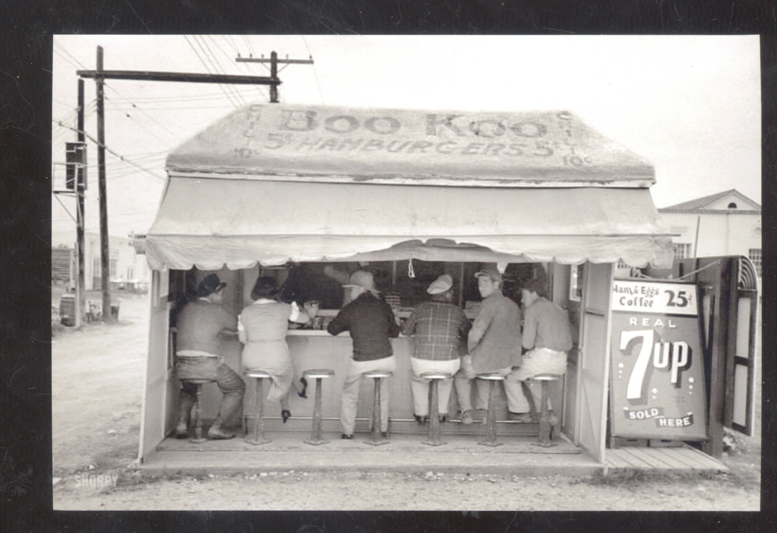 REAL PHOTO HARLINGEN TEXAS HAMBURGER STAND 7up MACHINE POSTCARD COPY REAL PHOTO HARLINGEN TEXAS HAMBURGER STAND 7up MACHINE POSTCARD COPY