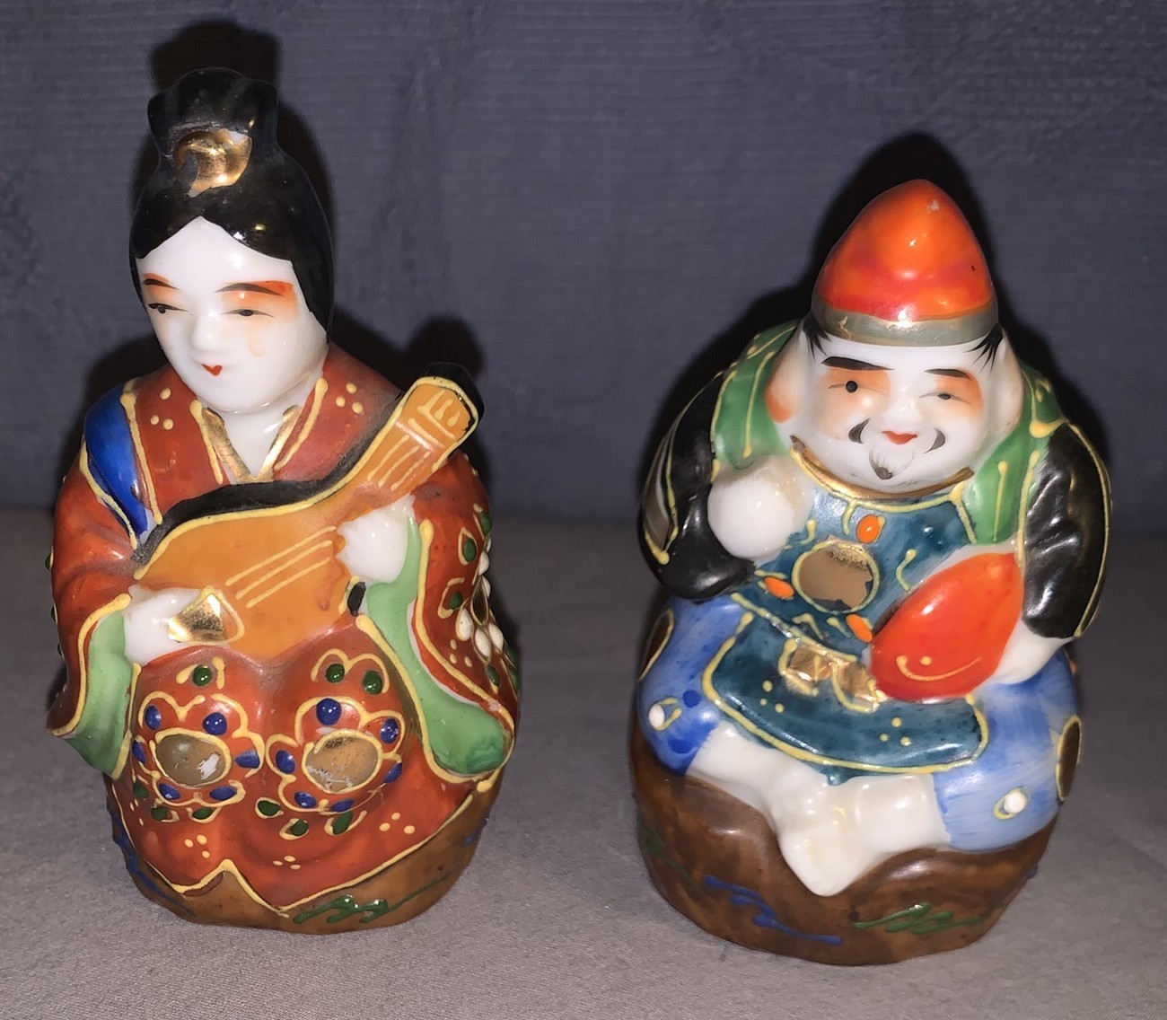 Nice Vintage Marked KUTANI Porcelain Couple Figurines Nice Vintage Marked KUTANI Porcelain Couple Figurines