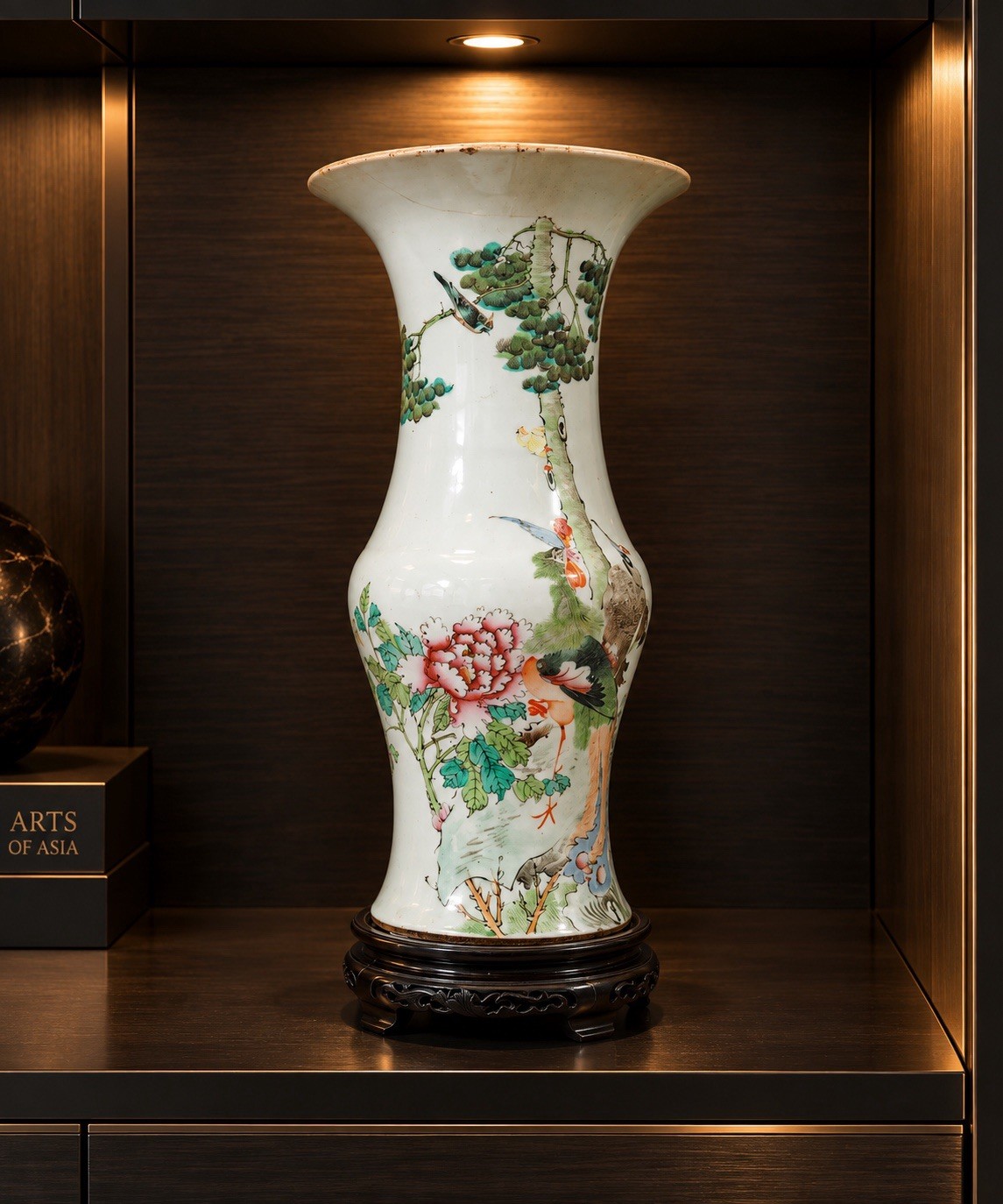 Vintage Chinese Famille Rose Porcelain Beaker Vase (Gu) – Qing Dynasty / Rep Vintage Chinese Famille Rose Porcelain Beaker Vase (Gu) – Qing Dynasty / Rep