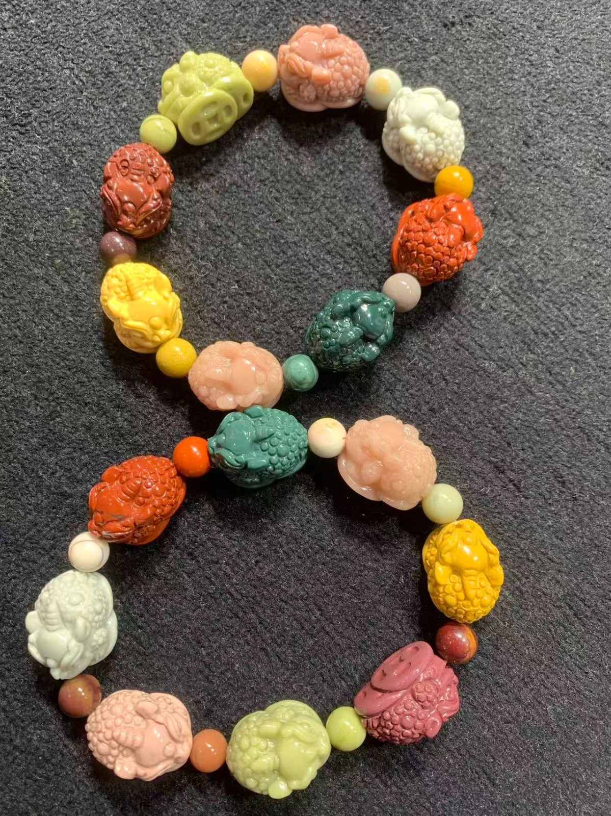 2Pcs Chinese Natural Alashan Colorful Jade Carved *Wealth Frog* Beads Bracelets 2Pcs Chinese Natural Alashan Colorful Jade Carved *Wealth Frog* Beads Bracelets