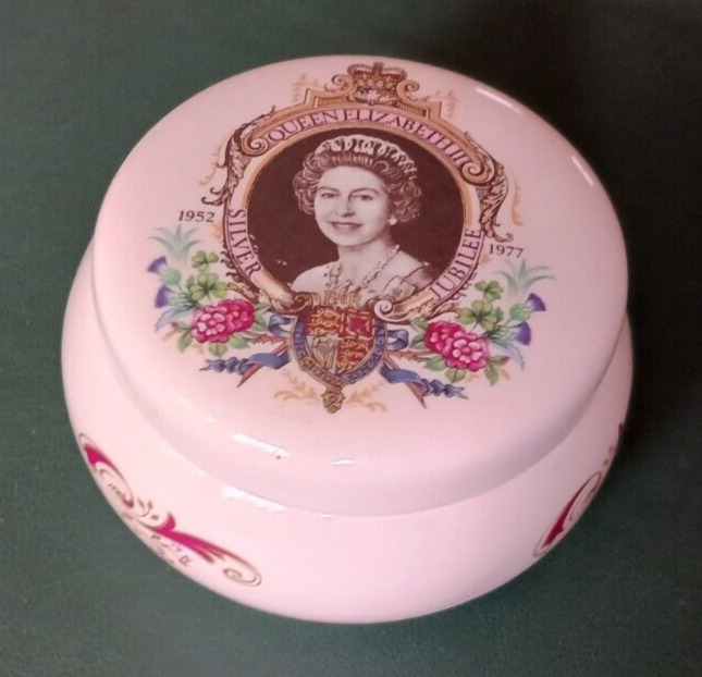 Trinket Box w/ Lid Commemorating Silver Jubilee of HRH Queen Elizabeth II - 1977