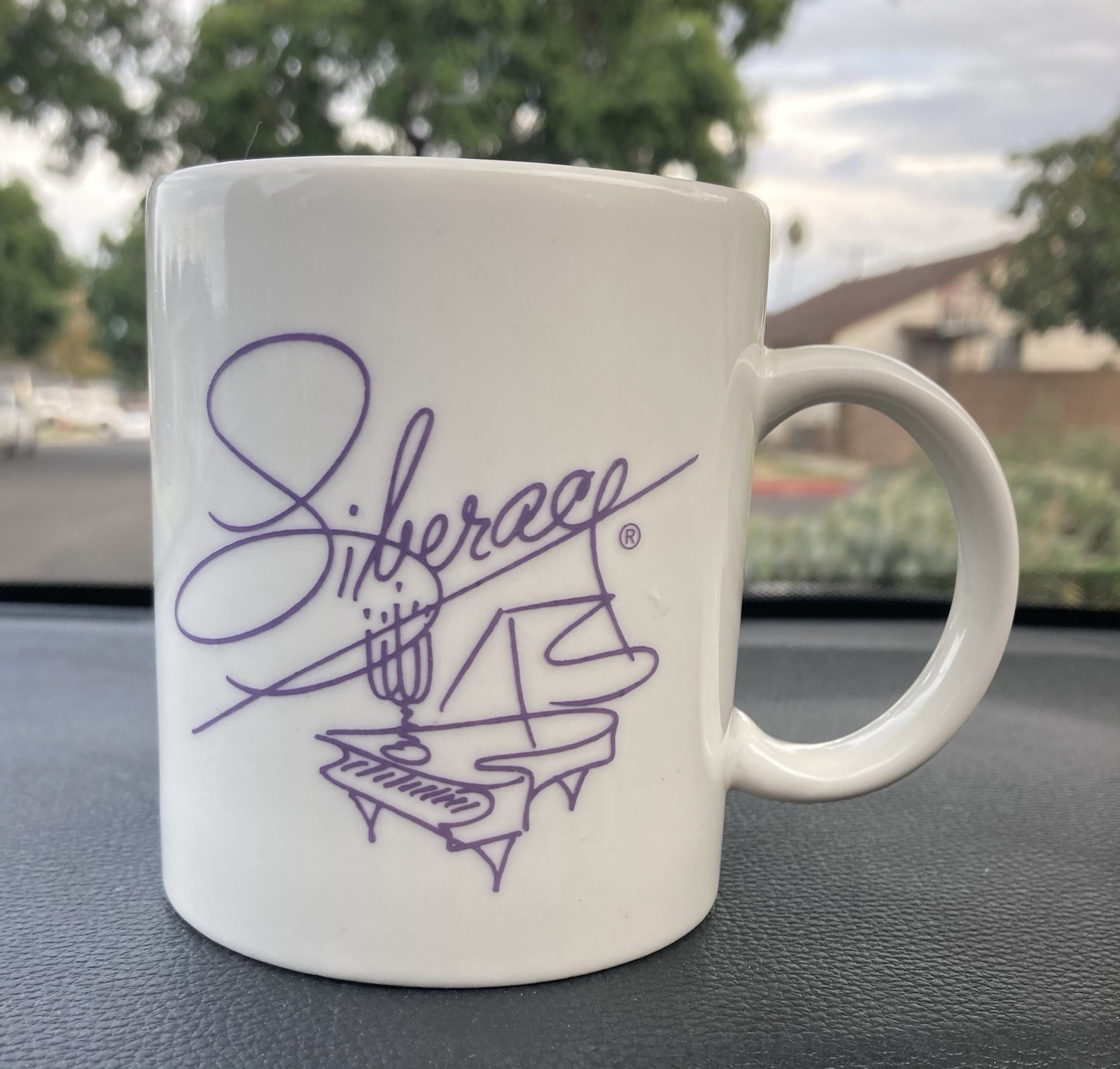 Liberace Vintage Ceramic Mug Cup Piano Signature Candelabra White & Purple Liberace Vintage Ceramic Mug Cup Piano Signature Candelabra White & Purple