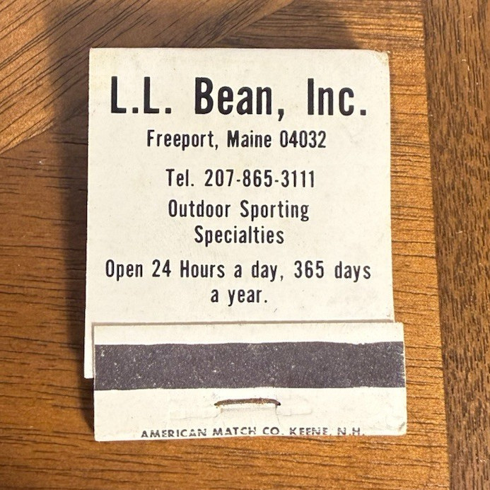 Ultra Rare THE L.L. Bean, Inc. Freeport Maine Deer Ad Matchbook Cover Un-struck