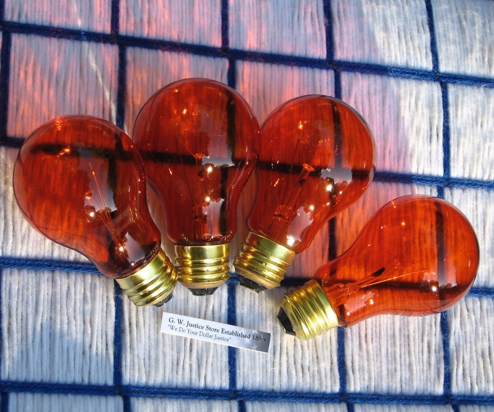 BOXof4 new AMBER orange 25w PARTY LIGHT BULB 25 watt A19 regular 130V FIREPLACE BOXof4 new AMBER orange 25w PARTY LIGHT BULB 25 watt A19 regular 130V FIREPLACE