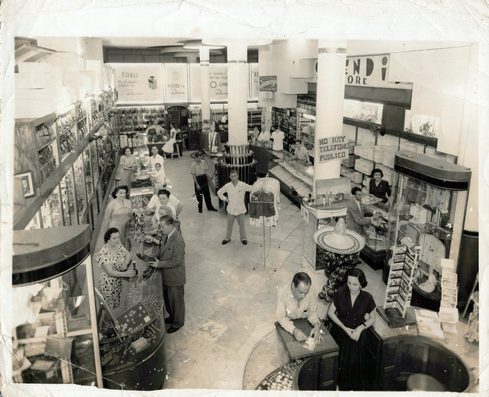 CUBA CUBAN SUPERMARKET STORE HAVANA PANORAMIC VIEW PORTRAIT 1951 ORIG PHOTO MA49 CUBA CUBAN SUPERMARKET STORE HAVANA PANORAMIC VIEW PORTRAIT 1951 ORIG PHOTO MA49