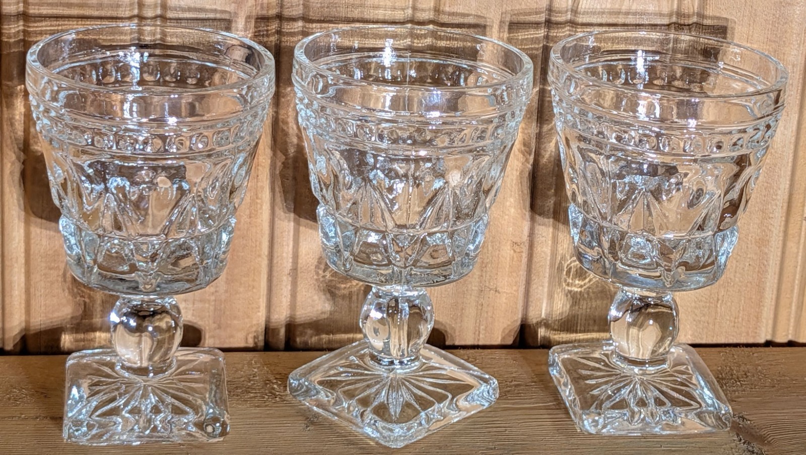Vintage Indiana Glass Park Lane Small Wine Goblets Cordial Sherry Glasses x3 Vintage Indiana Glass Park Lane Small Wine Goblets Cordial Sherry Glasses x3