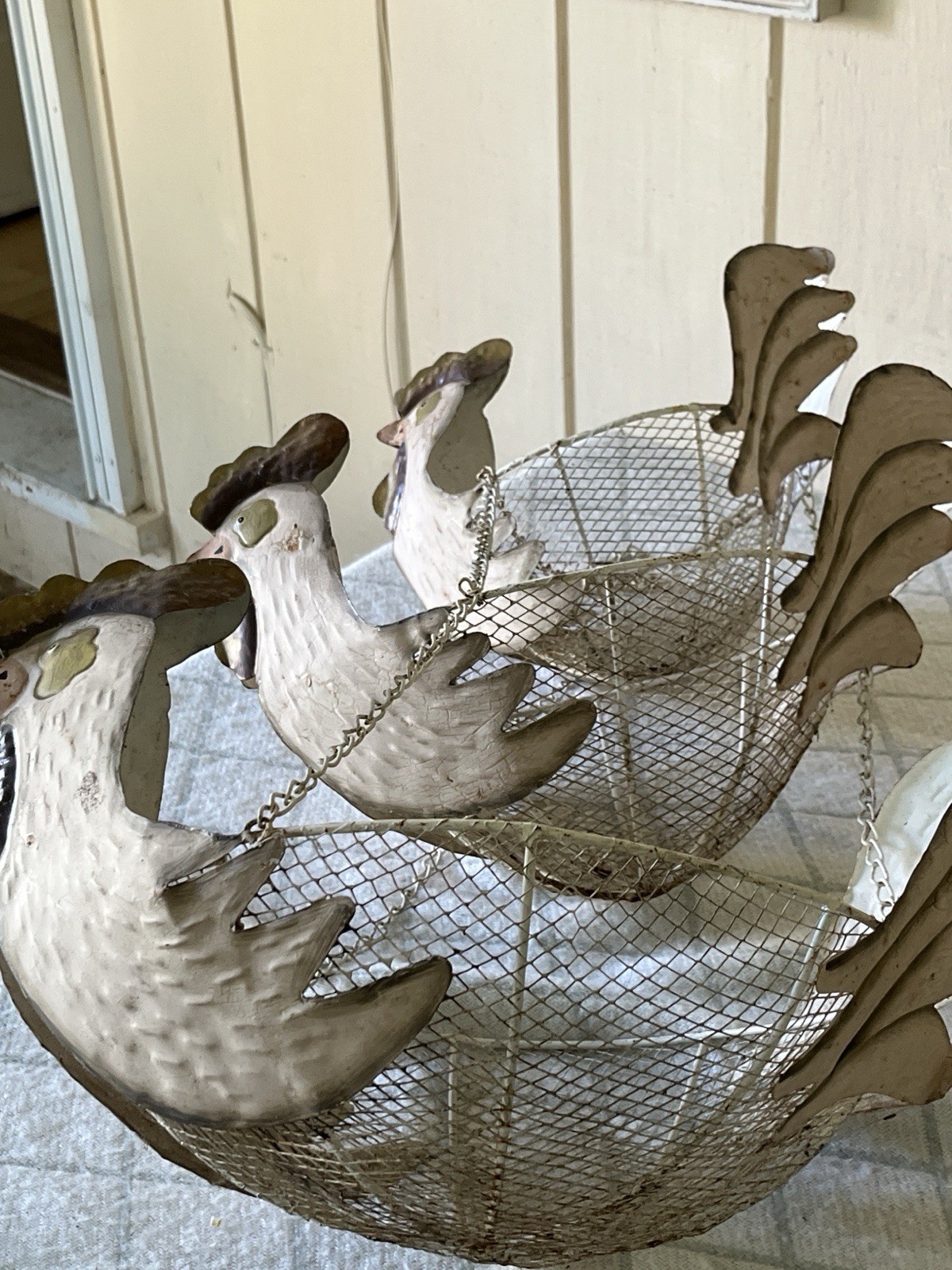 Vintage 3 Tier Farmhouse Hanging Chicken Wire Basket Vintage 3 Tier Farmhouse Hanging Chicken Wire Basket