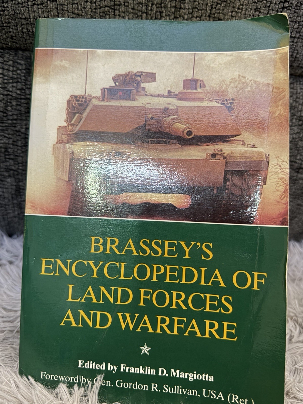 BRASSEY'S ENCYCLOPEDIA OF LAND FORCES AND WARFARE By Franklin D. Margiotta VG Ex BRASSEY'S ENCYCLOPEDIA OF LAND FORCES AND WARFARE By Franklin D. Margiotta VG Ex