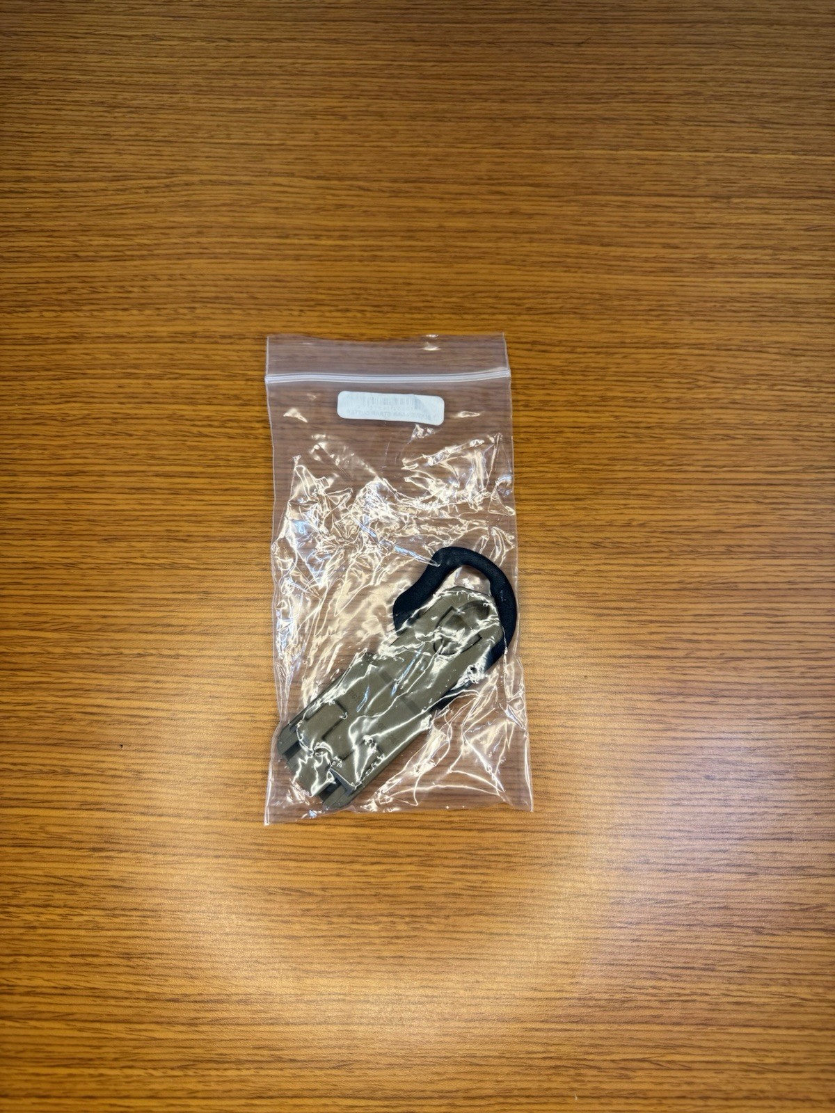 USGI Gerber Strap Cutter Seat Belt Hook Safety Knife Coyote Brown NEW IN PACKAGE USGI Gerber Strap Cutter Seat Belt Hook Safety Knife Coyote Brown NEW IN PACKAGE