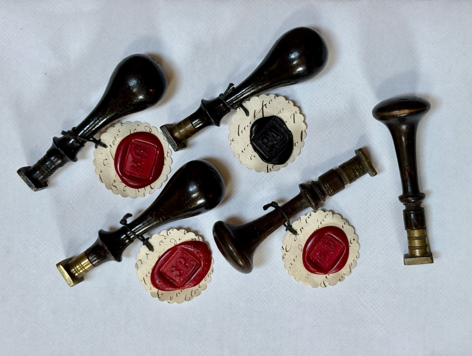 Antique Wax Seal Stamps Wood & Brass * Lot of 5 * Initials Antique Wax Seal Stamps Wood & Brass * Lot of 5 * Initials