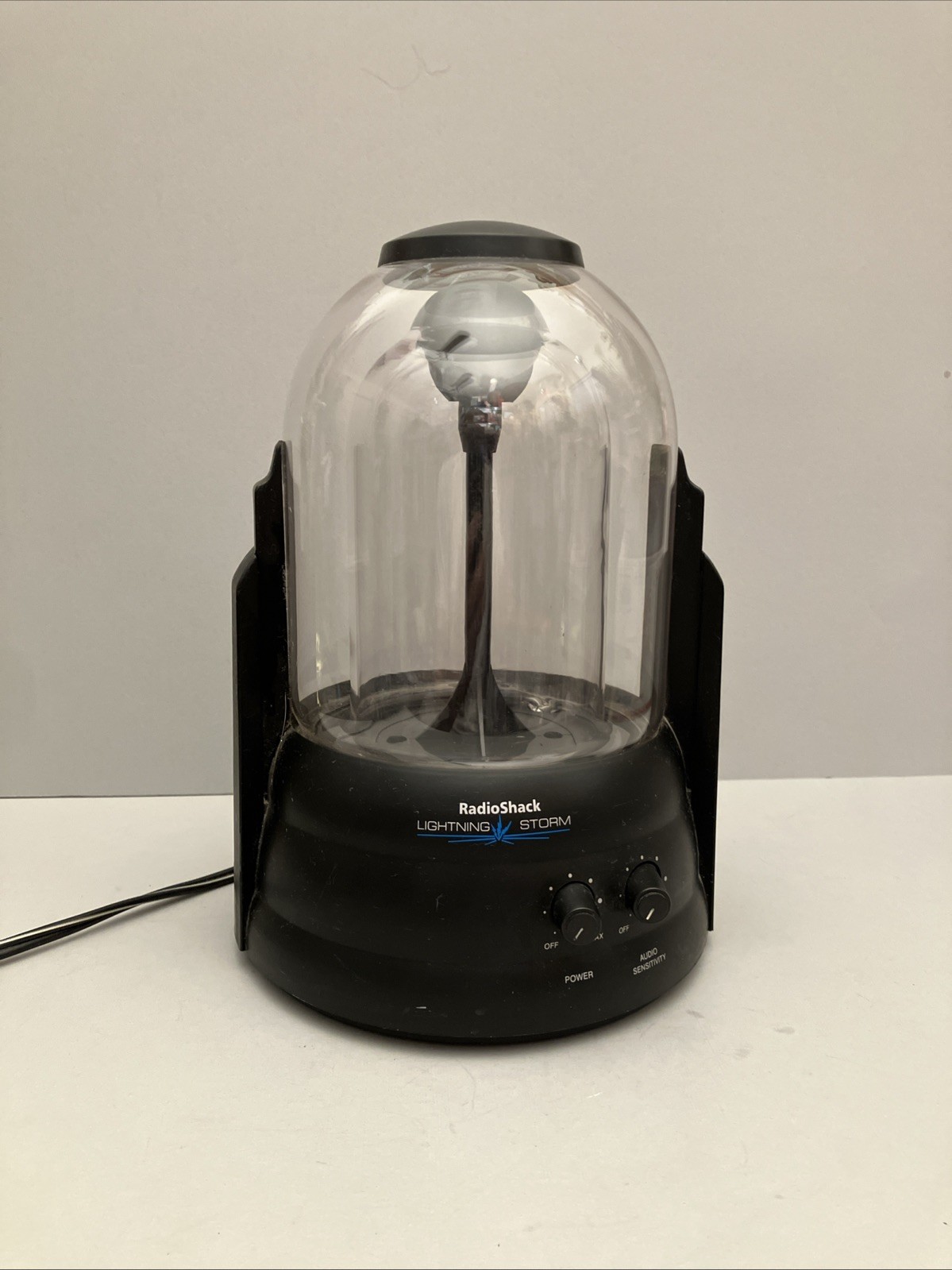 Radio Shack Lightning Storm Plasma Globe Tested Works Back Cover Missing Radio Shack Lightning Storm Plasma Globe Tested Works Back Cover Missing
