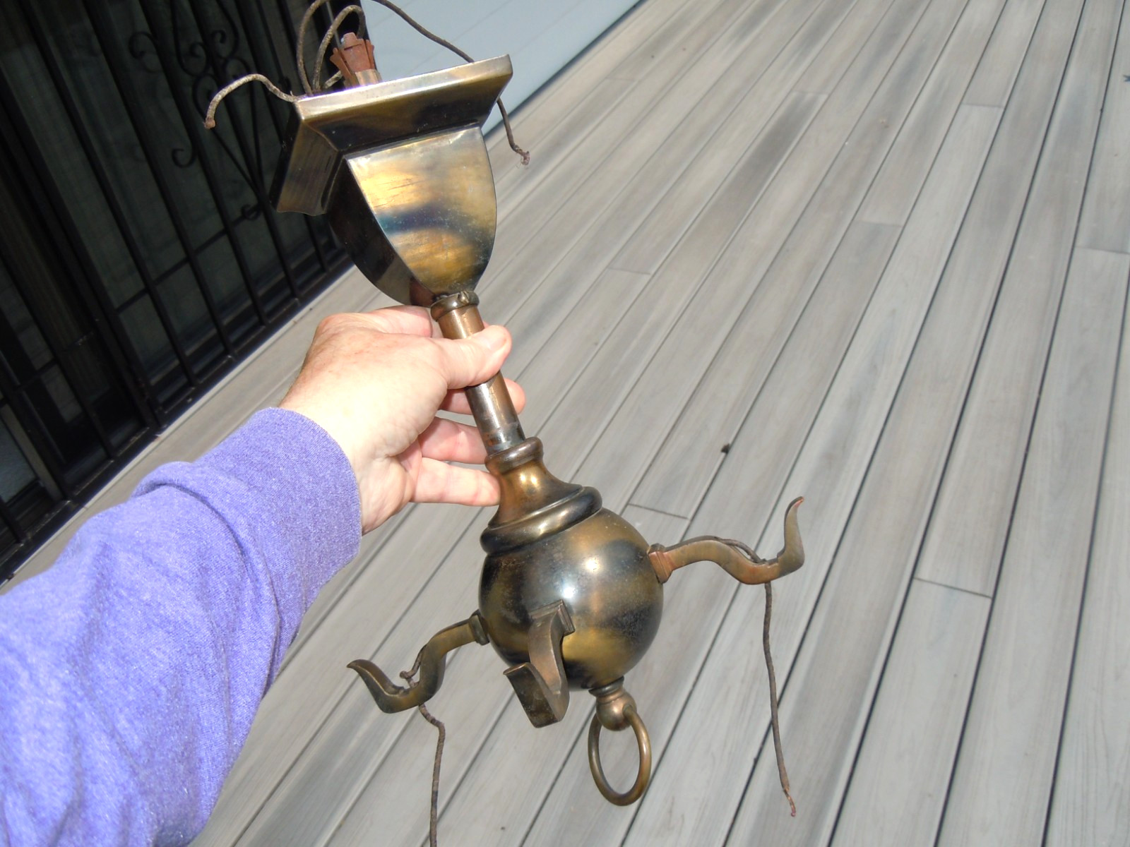 VINTAGE / ANTIQUE ALL ORIGINAL ARTS & CRAFTS MISSION STYLE 4 ARM LIGHT FIXTURE VINTAGE / ANTIQUE ALL ORIGINAL ARTS & CRAFTS MISSION STYLE 4 ARM LIGHT FIXTURE