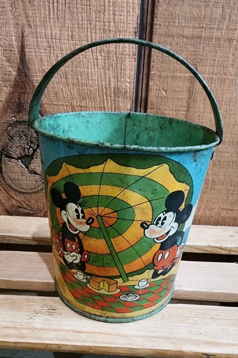 1930's Walt Disney Enterprises MICKEY MOUSE Sand Pal by OHIO, ART Bryan O. RARE