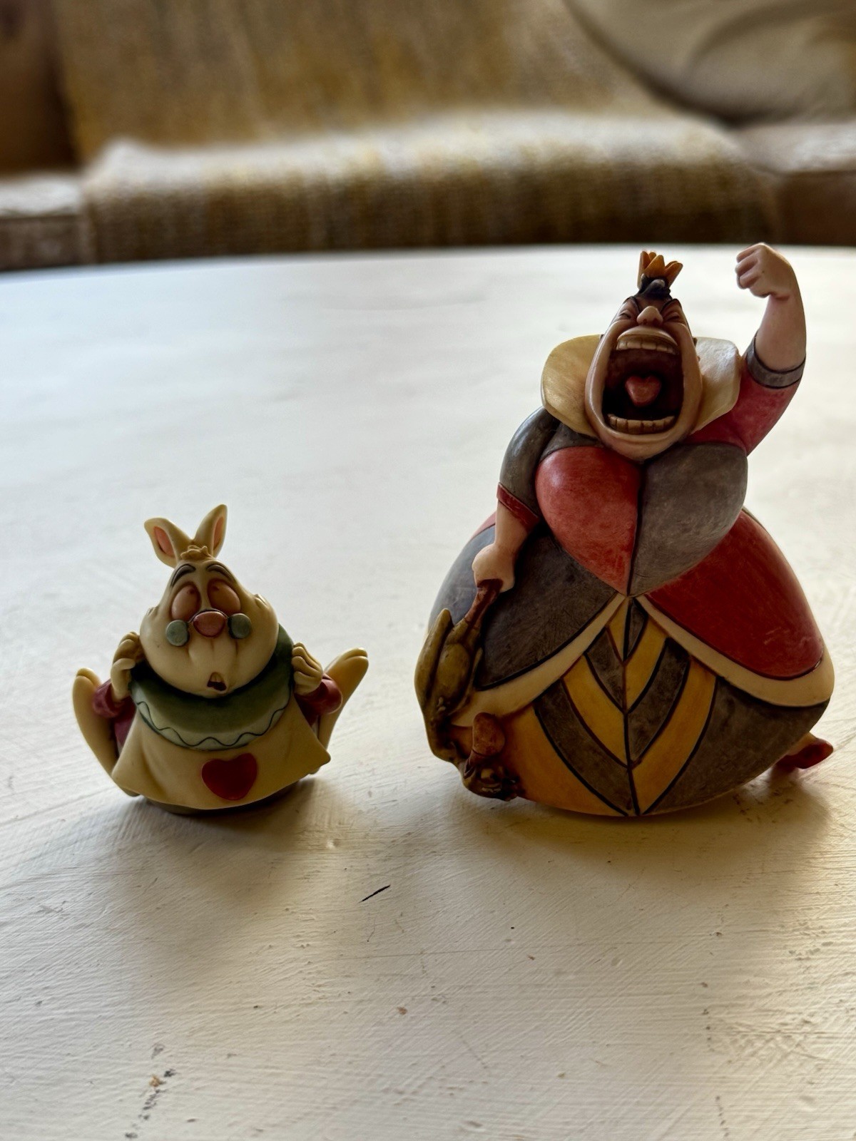 Disney Harmony Kingdom White Rabbit “I’m Late” and Queen “Off With Her Head” Disney Harmony Kingdom White Rabbit “I’m Late” and Queen “Off With Her Head”