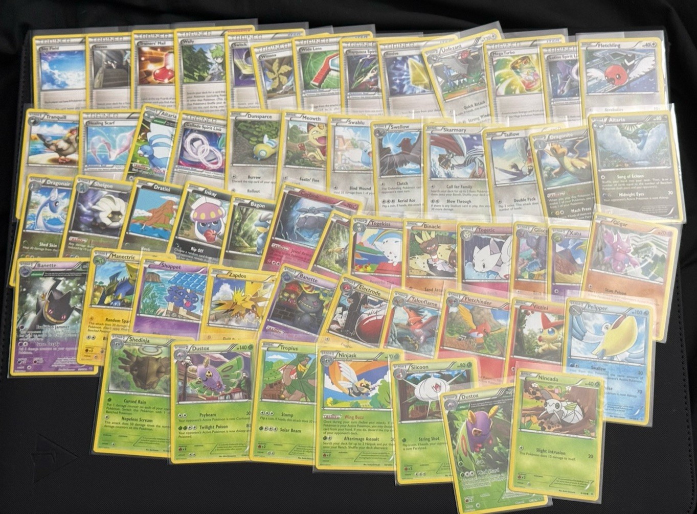Pokemon TCG XY Roaring Skies 119 Cards 8 Holos 57 Reverse Holo 54 Non Holo NM-LP Pokemon TCG XY Roaring Skies 119 Cards 8 Holos 57 Reverse Holo 54 Non Holo NM-LP