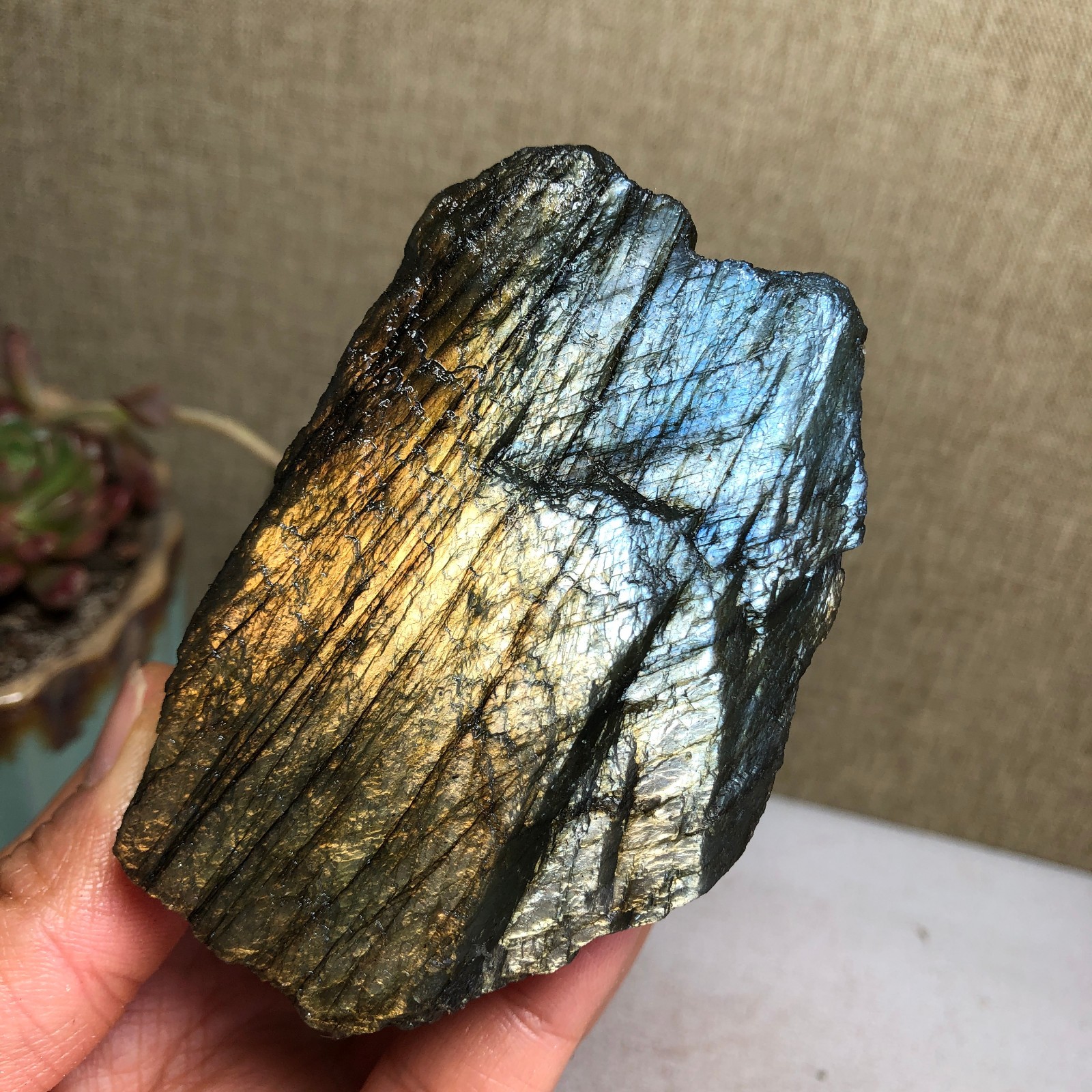 77-70-54mm Natural Labradorite Crystal gemstone Rough Mineral Specimen A4419 77-70-54mm Natural Labradorite Crystal gemstone Rough Mineral Specimen A4419