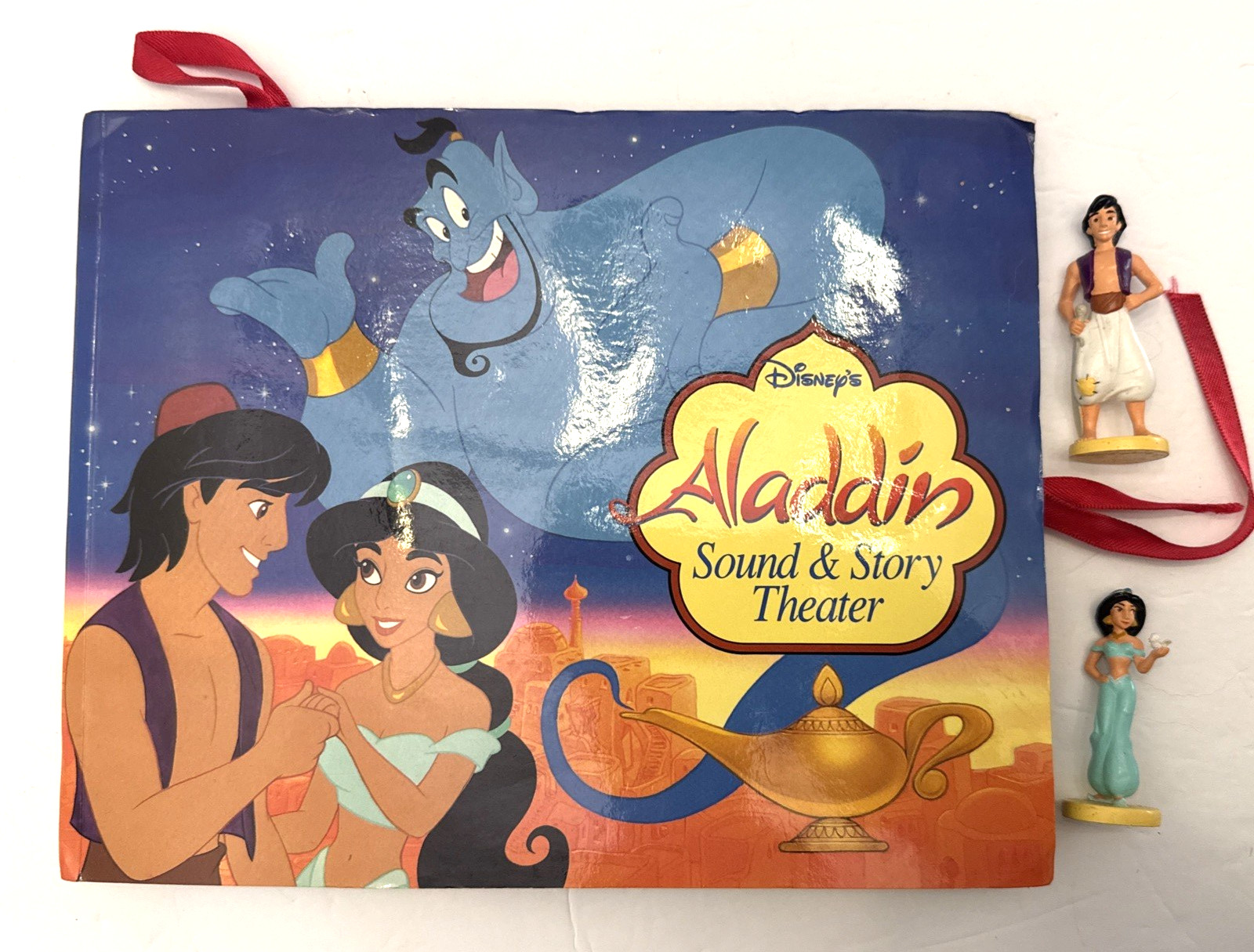 Disney Aladdin Sound and Story Theater Pop Up Book 1992 Book Figures NO Cassette Disney Aladdin Sound and Story Theater Pop Up Book 1992 Book Figures NO Cassette