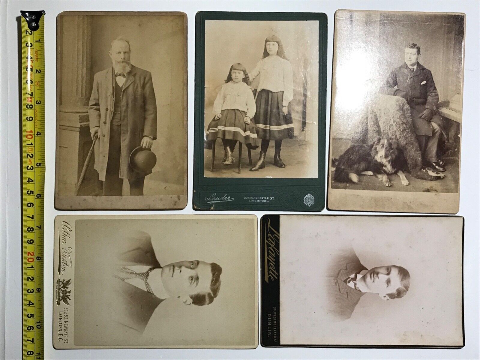 FIVE VICTORIAN/EDWARDIAN CABINET PORTRAIT AND FAMILY PHOTOS 