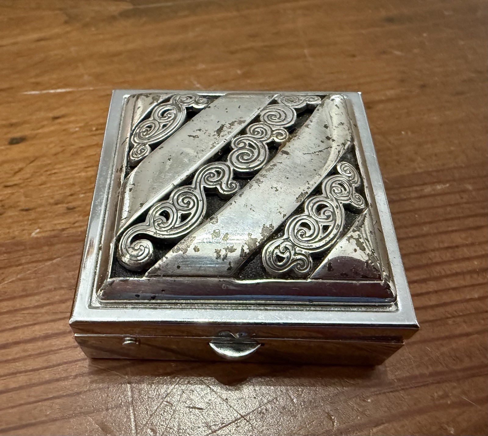Vtg Brighton Square Silver Hindged Mirror Pill Box