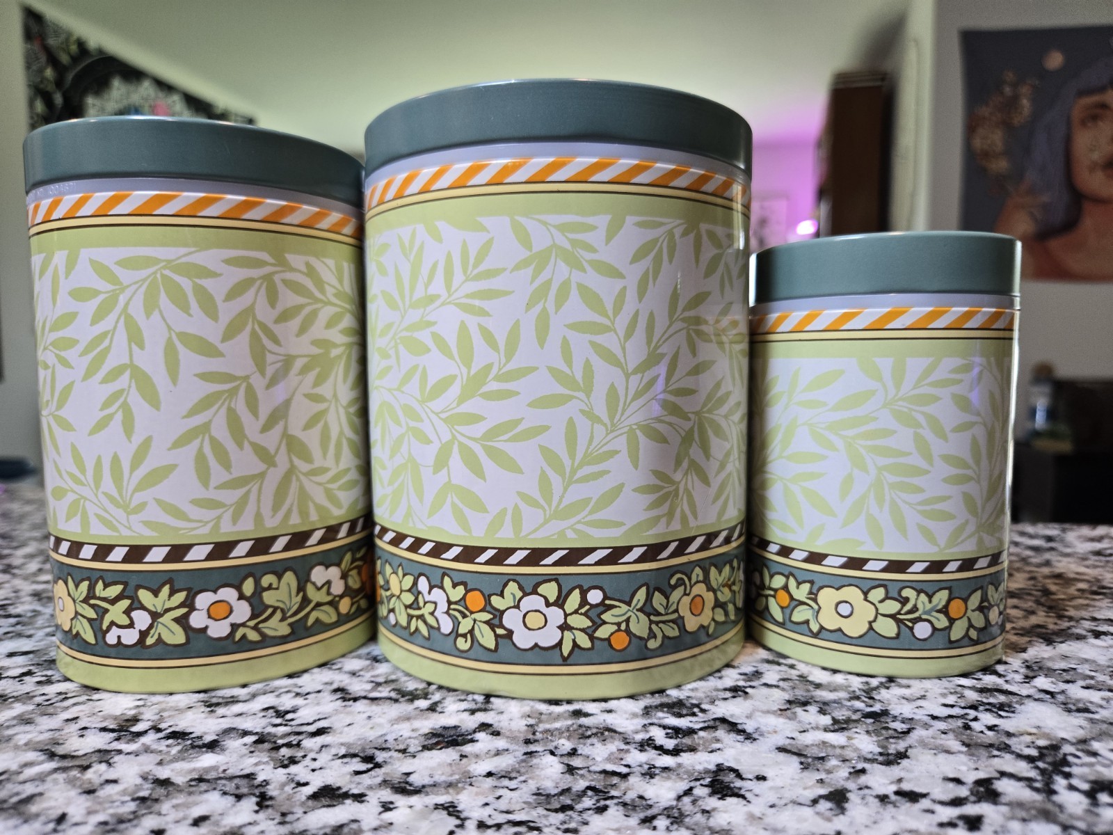 Vintage Pat Albeck National Trust Tin Set of Three Bird Nest Floral Containers Vintage Pat Albeck National Trust Tin Set of Three Bird Nest Floral Containers