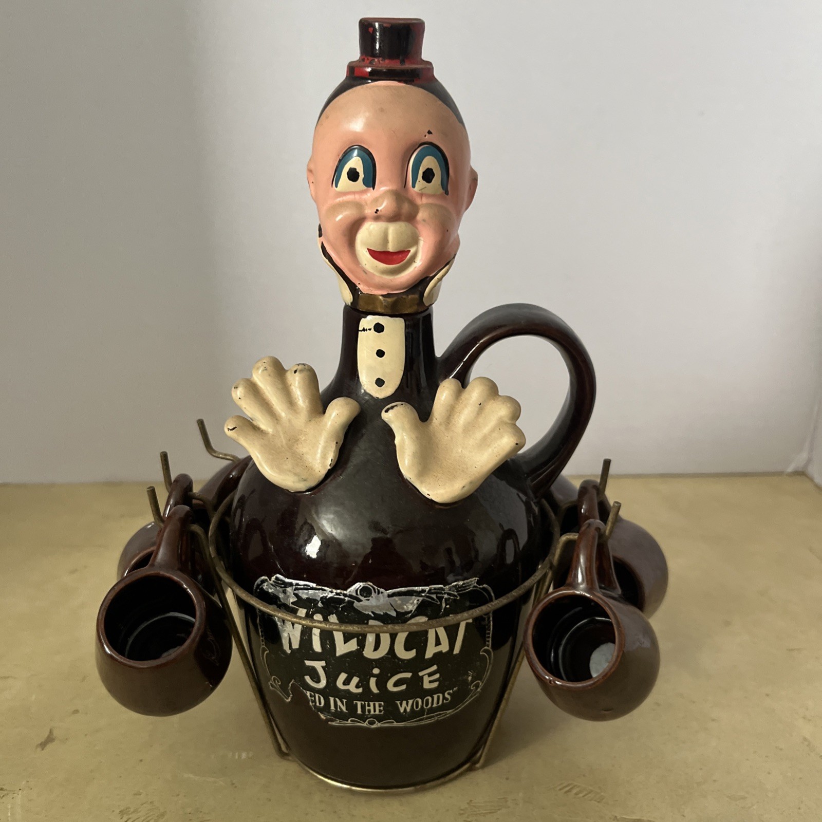 Vintage Betson's Japan Wildcat Juice Made In the Woods Decanter w/ Glasses