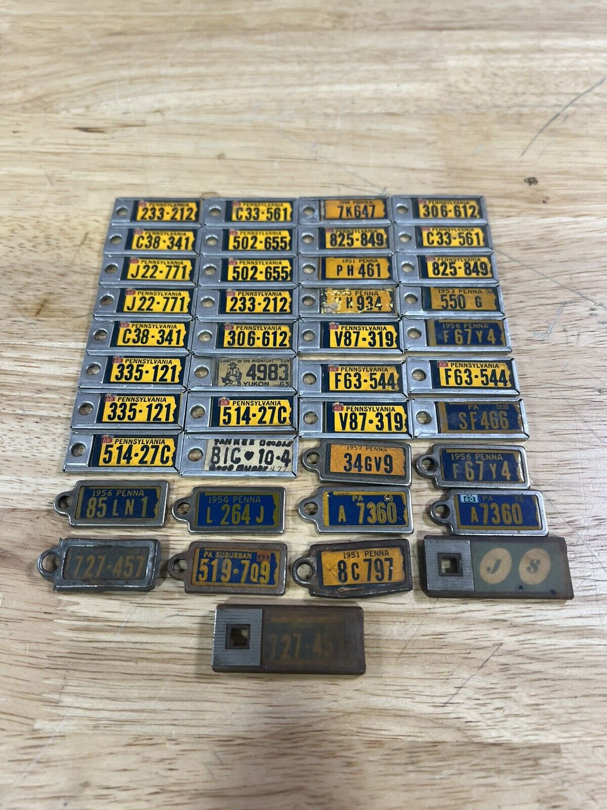 Lot Of 41 Vintage Pennsylvania Liscense Plate Charms