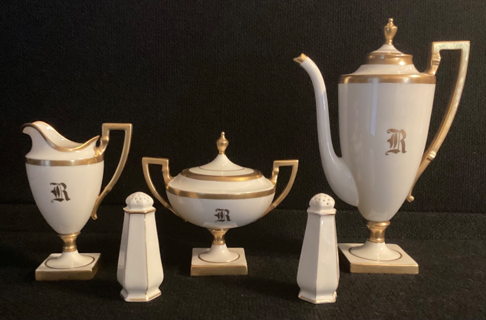 Lenox American Belleek PORCELAIN Footed Teapot Creamer Sugar Bowl +Gold Vintage Lenox American Belleek PORCELAIN Footed Teapot Creamer Sugar Bowl +Gold Vintage