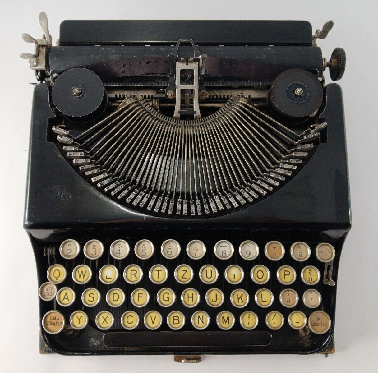 VTG Antique 1920's Remington Portable Typewriter w/ German Type Keys WORKS Rare VTG Antique 1920's Remington Portable Typewriter w/ German Type Keys WORKS Rare