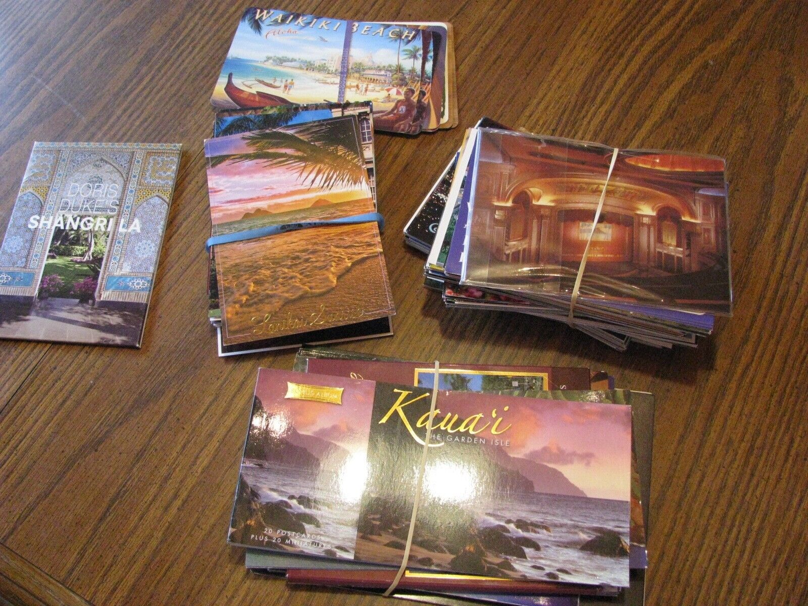 LOT OF 100+ POSTCARDS OF HAWAII-NEW