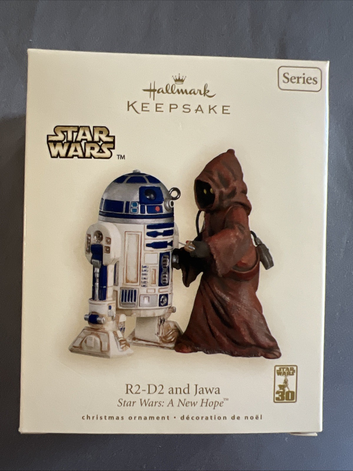 HALLMARK KEEPSAKE ORNAMENT "R2-D2 AND JAWA" - STAR WARS: A NEW HOPE - 2007 NIB HALLMARK KEEPSAKE ORNAMENT "R2-D2 AND JAWA" - STAR WARS: A NEW HOPE - 2007 NIB