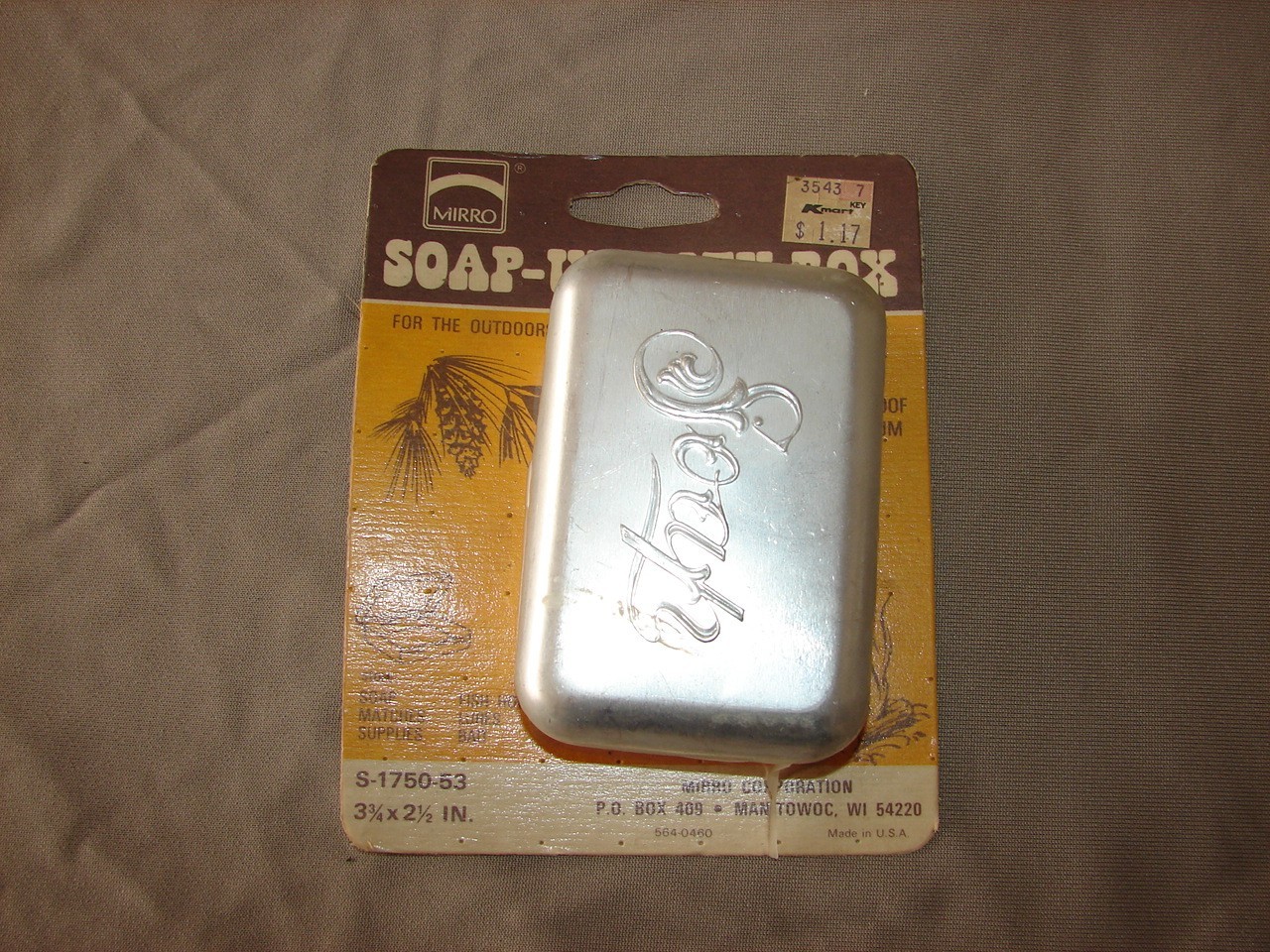 Vintage Mirro Aluminum Hinged Soap Holder Utility Box - Rare Unopened Package Vintage Mirro Aluminum Hinged Soap Holder Utility Box - Rare Unopened Package