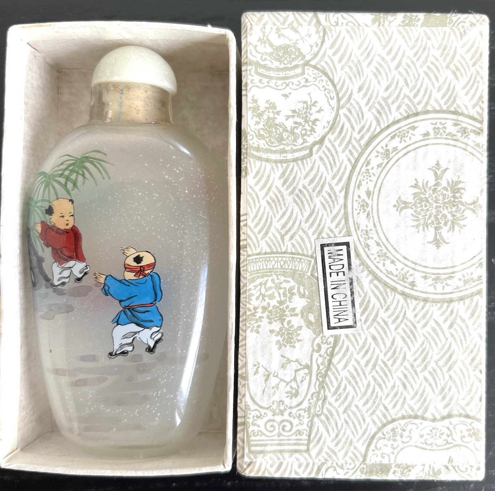 Vintage Chinese Inside Painted Glass Snuff Bottle Children Playing Kite Boxed