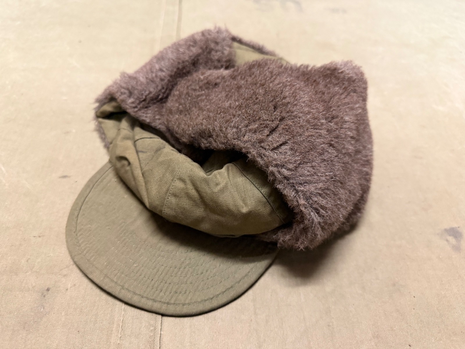 ORIGINAL POST WWII KOREAN WAR US ARMY M1951 WINTER PILE HAT CAP-SIZE 7 1/2TH XL ORIGINAL POST WWII KOREAN WAR US ARMY M1951 WINTER PILE HAT CAP-SIZE 7 1/2TH XL