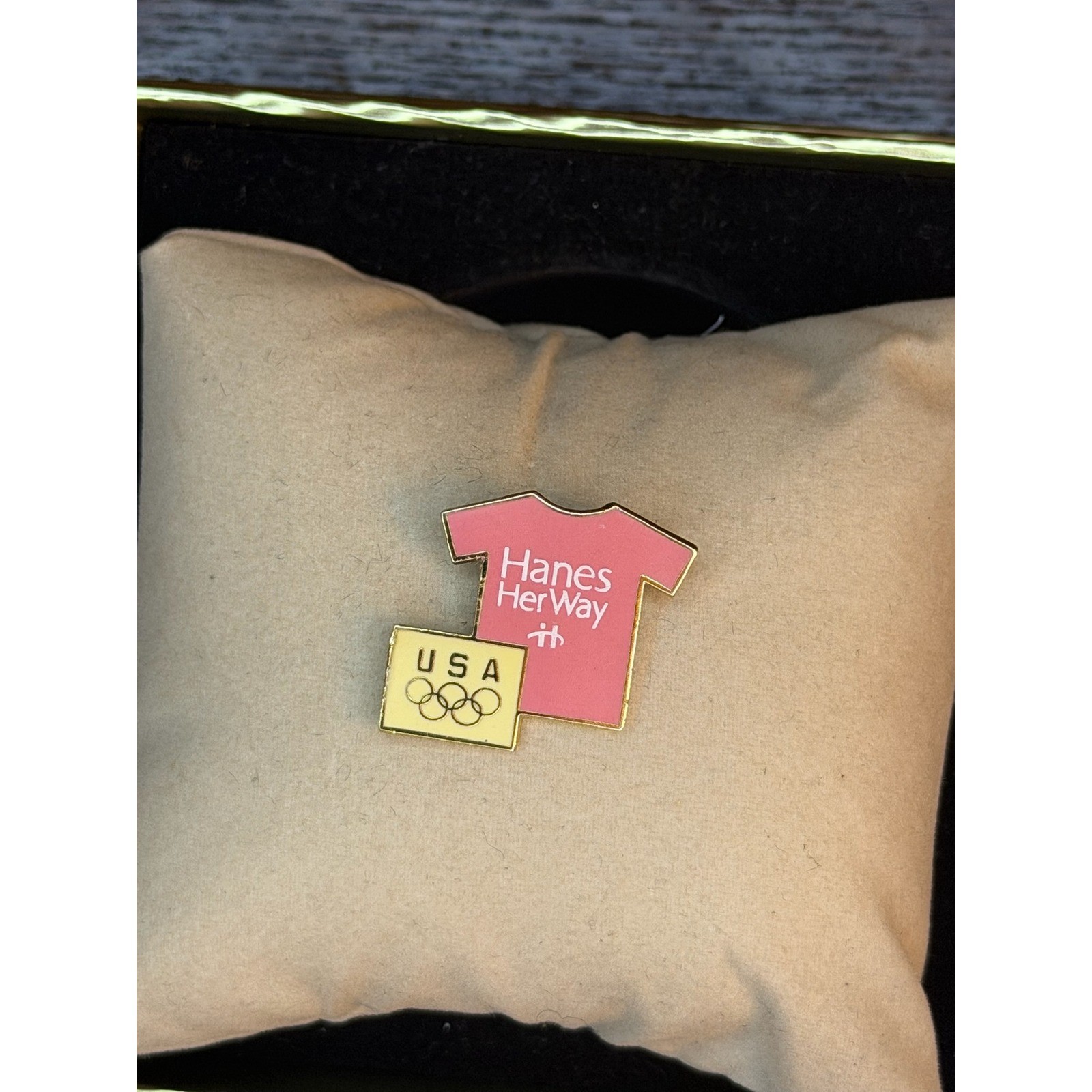 Vintage Hanes Her Way USA Olympics Enamel Pin Pink T-Shirt Gold Tone Logo Vintage Hanes Her Way USA Olympics Enamel Pin Pink T-Shirt Gold Tone Logo