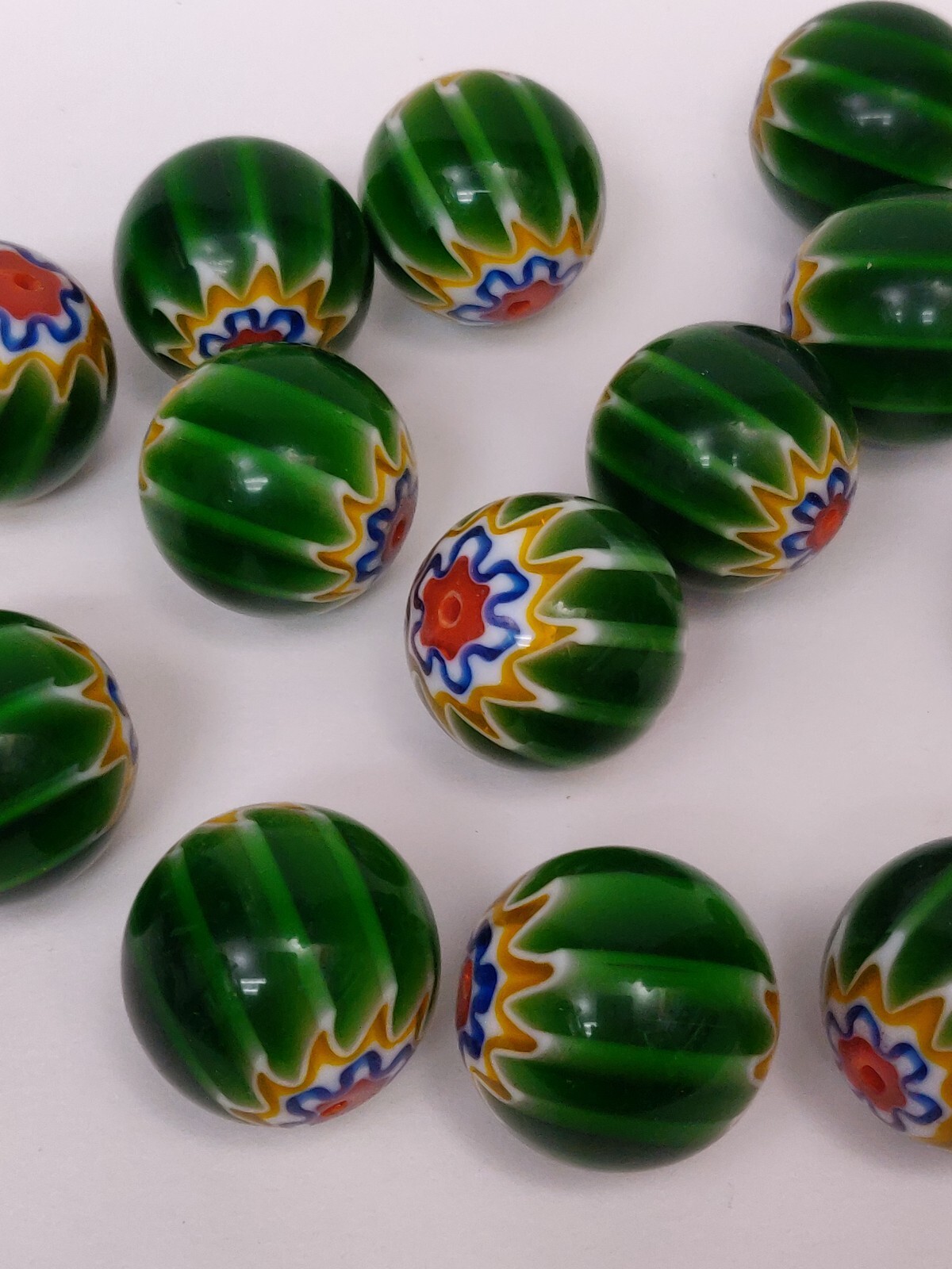 VINTAGE 7 LAYER GLASS CHEVRON BEADS LARGE 1 1/8" VINTAGE 7 LAYER GLASS CHEVRON BEADS LARGE 1 1/8"