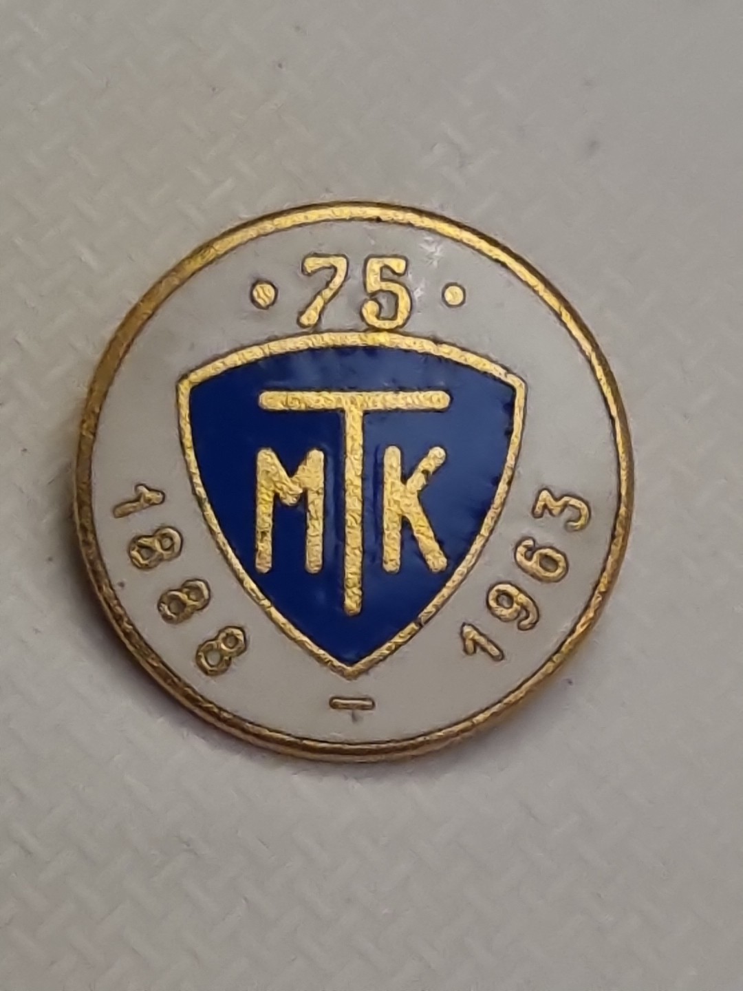 MTK BUDAPEST HUNGARY OLD RARE Badge Badge Badge Odznaka Pins