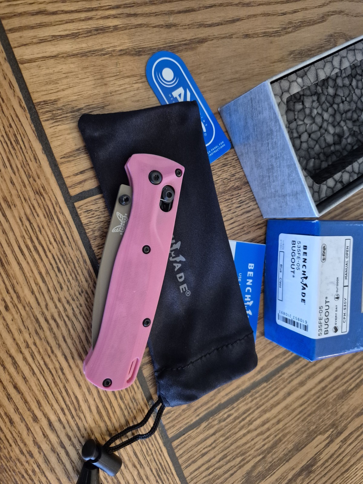 Custom Benchmade 535 Bugout  Pink G10 Scales 