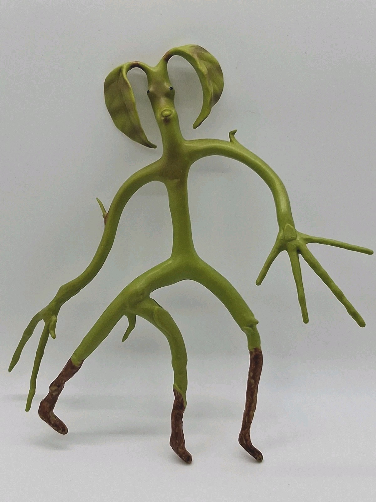 The Noble Collection 8" Bendable Bowtruckle Pickett The Noble Collection 8" Bendable Bowtruckle Pickett